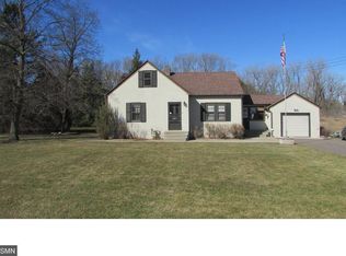 2051 Hazelwood St, Saint Paul, MN 55109