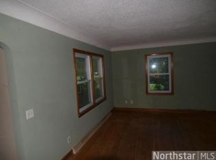 8161 Spring Lake Rd, Mounds View, MN 55112