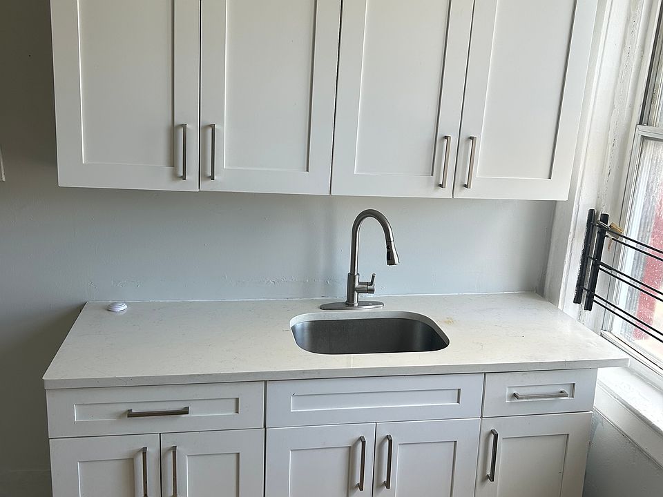 1st image of 1510 Parker St #7