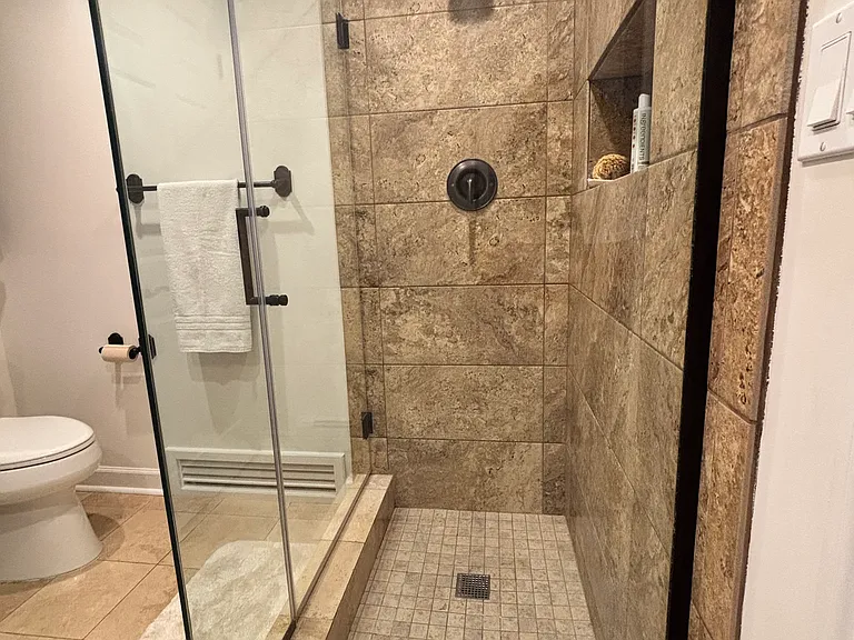 120 Pilgrim Dr — Photo 7