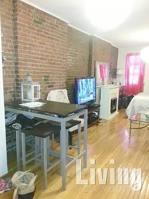 Rented by Living New York | media 18