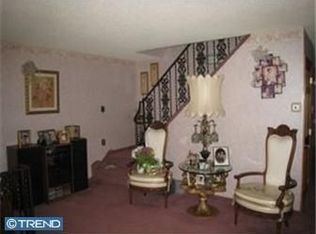7312 Meadowlark Pl, Philadelphia, PA 19153