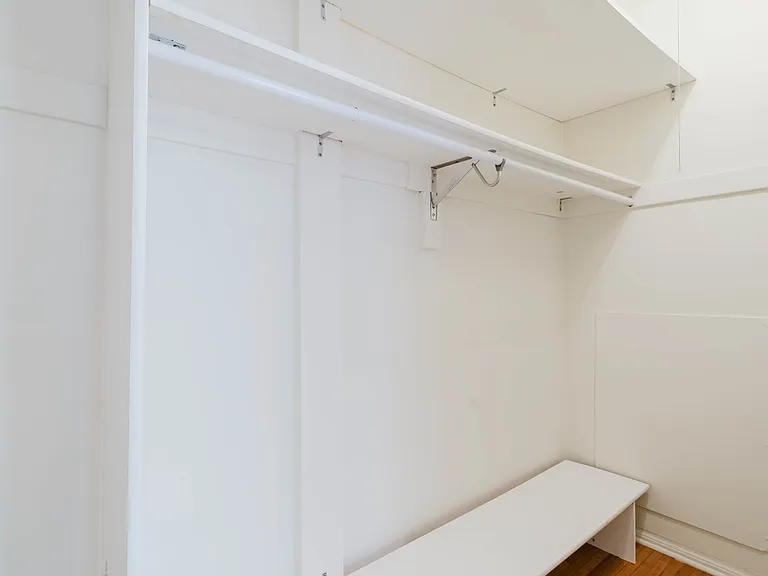 5962 San Vicente Blvd #4 — Photo 30