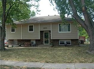 1801 SE Abbey St, Blue Springs, MO 64014