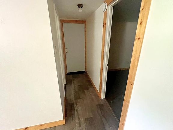 3rd image of 310 Thornburgh