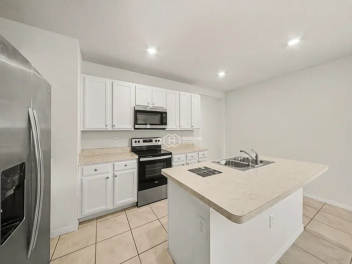 2573 Shamrock St — Photo 7