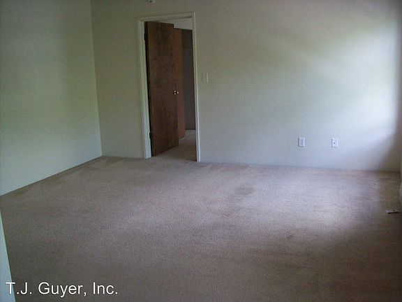 2nd image of 440 N Market Blvd APT 506