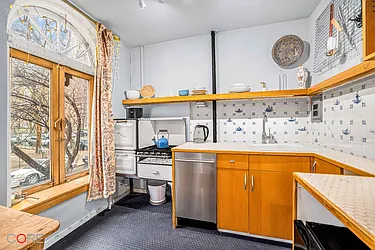 431 East 6th Street, #2