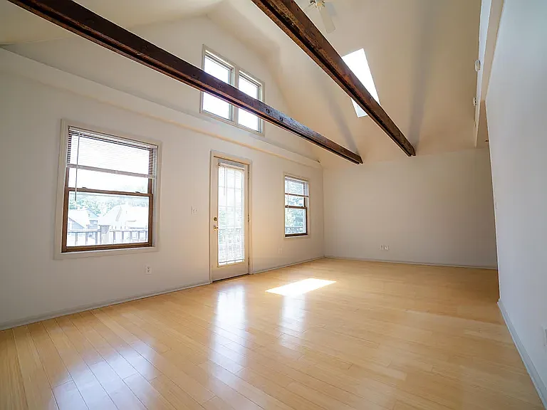 2444 Tremont Ave #2 — Photo 4