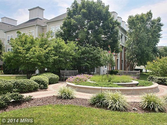 4th image of 100 Watkins Pond Blvd #2-101