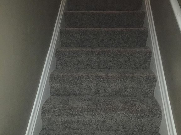 5th image of 304 Clarendon Ave