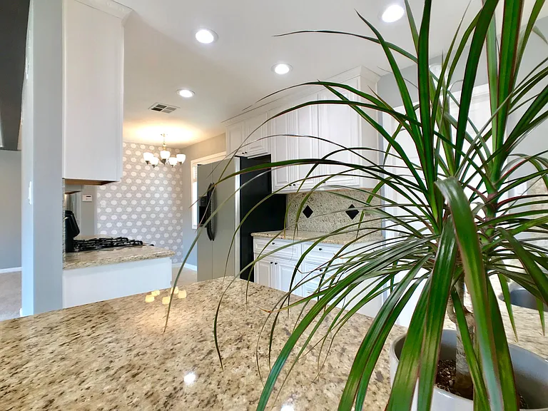 9111 La Riviera Dr — Photo 5