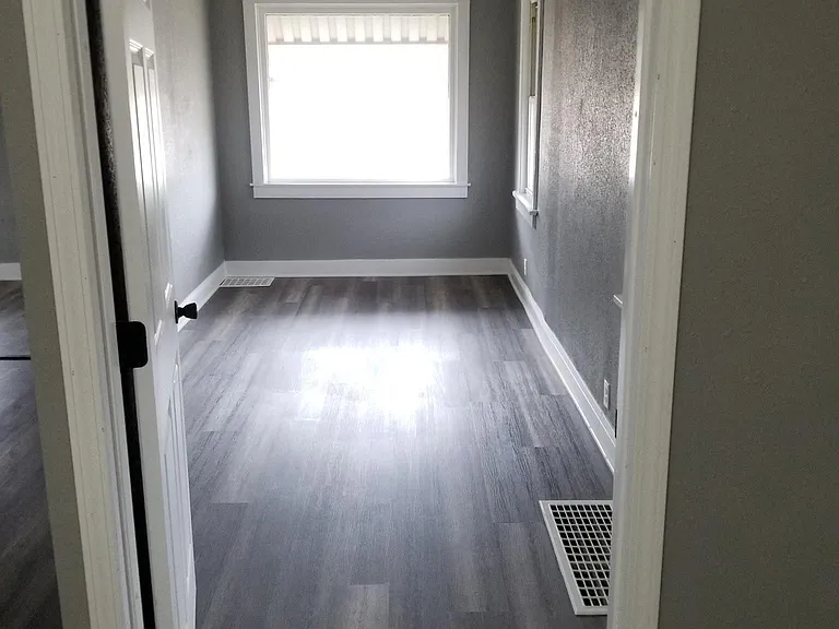 2501 Wisconsin St — Photo 9