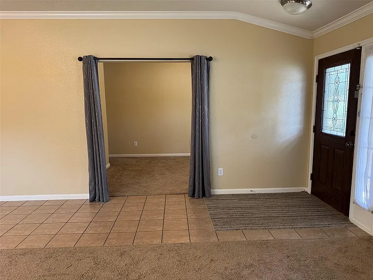 21307 Springbrook Hollow Ct — Photo 4