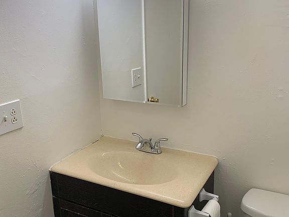 3rd image of 5528 Keoncrest Cir APT 3