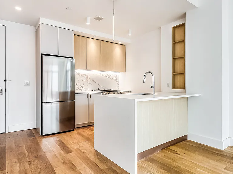 38-38 32nd St #910 — Photo 8