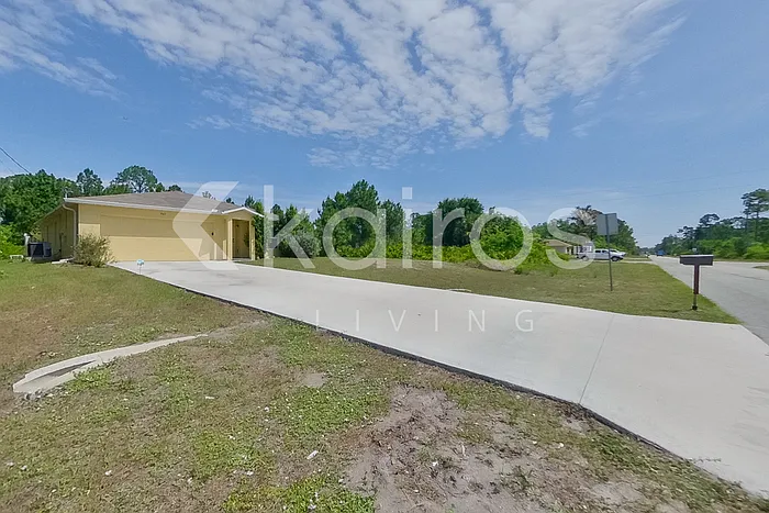 4 bed, 2.0 bath, 1650 sqft, $2,145 — Photo 2