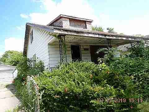 15834 Quincy