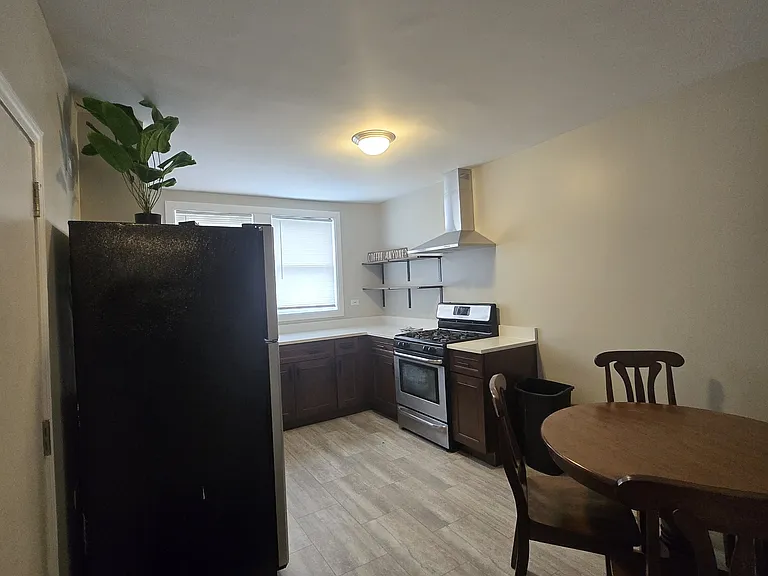 5244 S Ashland Ave #11 — Photo 8