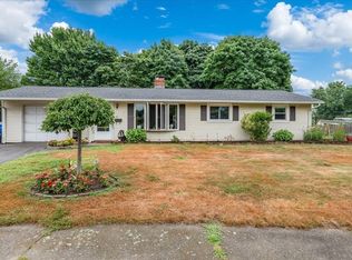 21 Louise Rd, Holbrook, MA 02343