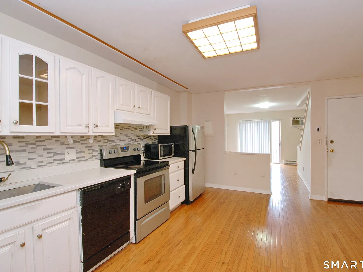 2 bed, 1.5 bath, 1542 sqft, $2,850 — Photo 3