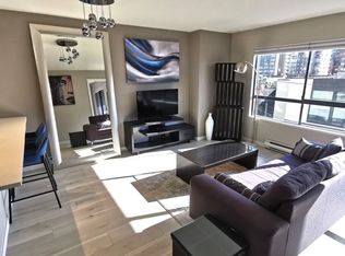 1060 Alberni St #410, Vancouver, BC V6E 4K2