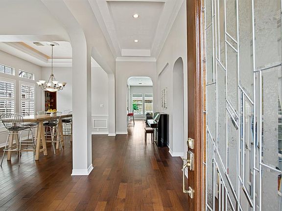 4th image of 5715 Monterrey Springs Dr