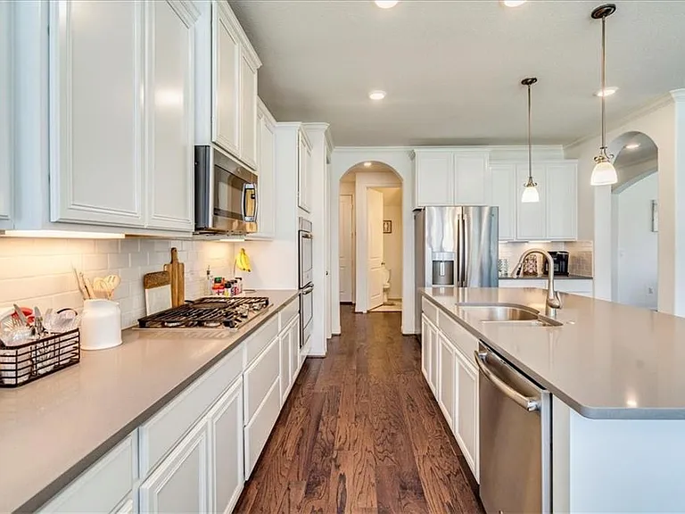12505 Morelia Way — Photo 4