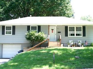 116 NW 4th St, Blue Springs, MO 64014