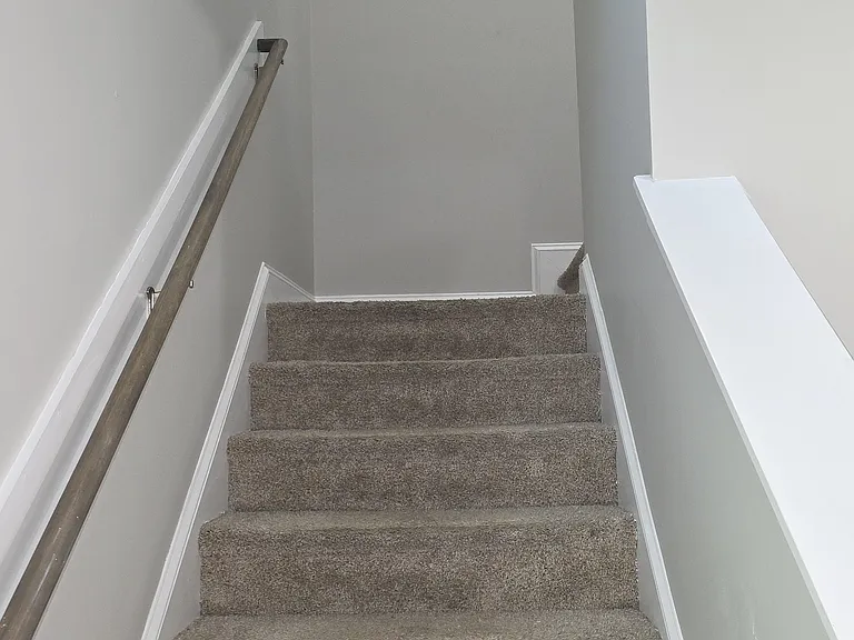 553 Old Salem Dr — Photo 11