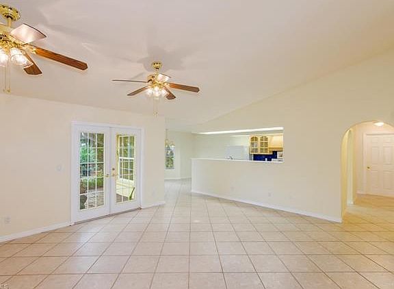 5th image of 1472 Argyle Dr