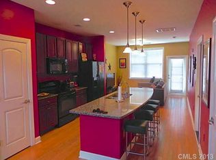 129 Steinbeck Way E, Mooresville, NC 28115