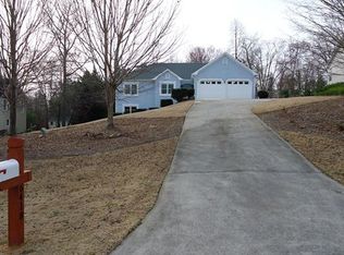 6418 Flat Rock Dr, Flowery Branch, GA 30542