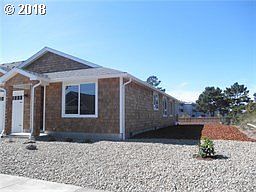 3rd image of 2711 Sea Crest Ave