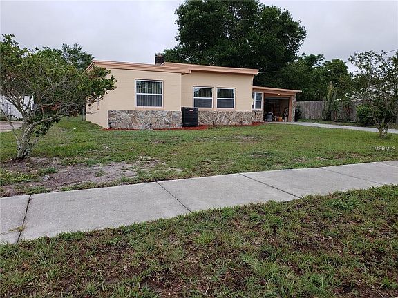 2nd image of 215 Palmyra Dr