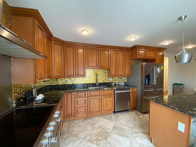 5625 Fillmore Ave #1 — Photo 6