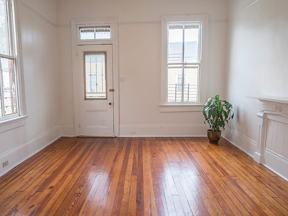 4th image of 1547 N Prieur St