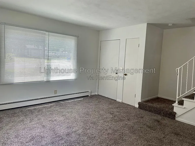 1924 Sunnyside Dr — Photo 8