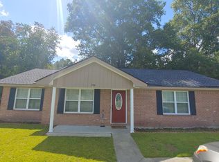 954 Black Willow Dr, Hinesville, GA 31313
