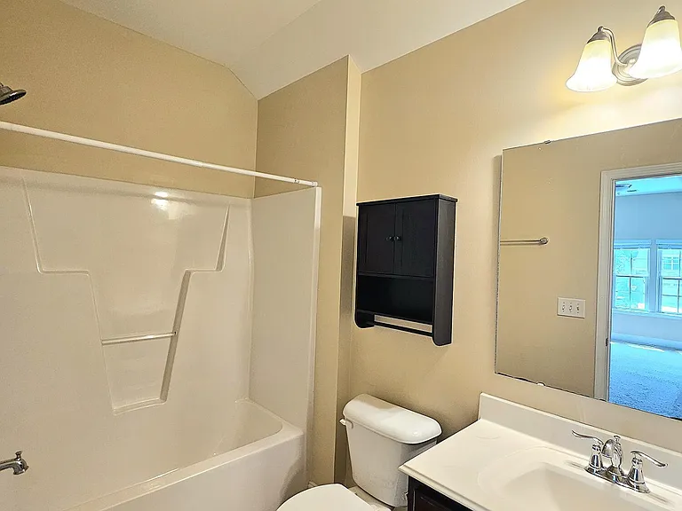 100 Mayfield Ct — Photo 41