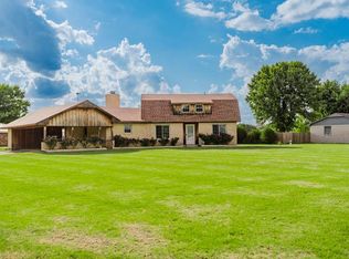 503 N Sheb Wooley Ave, Erick, OK 73645