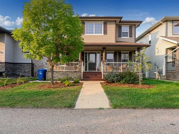 203 W Loutit Rd, Wood Buffalo, AB T9K 0L6