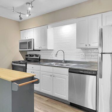 1st image of 1102 NE Independence Ave #1B-1Ba-600Sqft