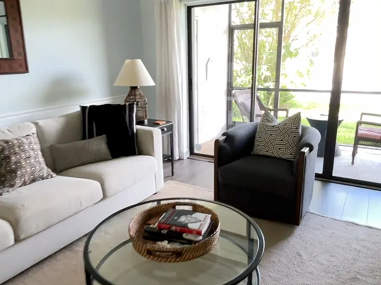1101 Sabal Ridge Cir #B — Photo 11