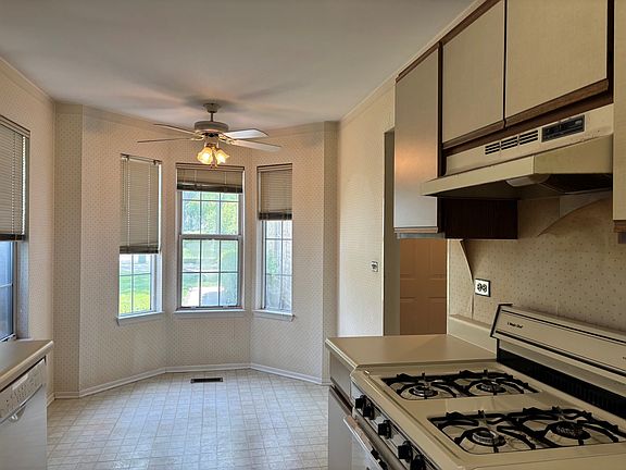 5th image of 396 Cobbler Ln #396