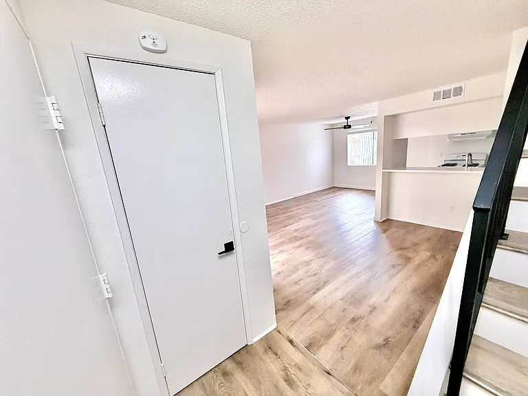 6739 Coldwater Canyon Ave #5 — Photo 6
