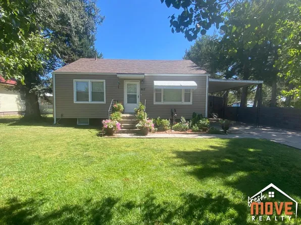 507 N Sumner St, Syracuse, KS 67878