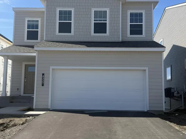 4327 Meadowview Dr, Waconia, MN 55387