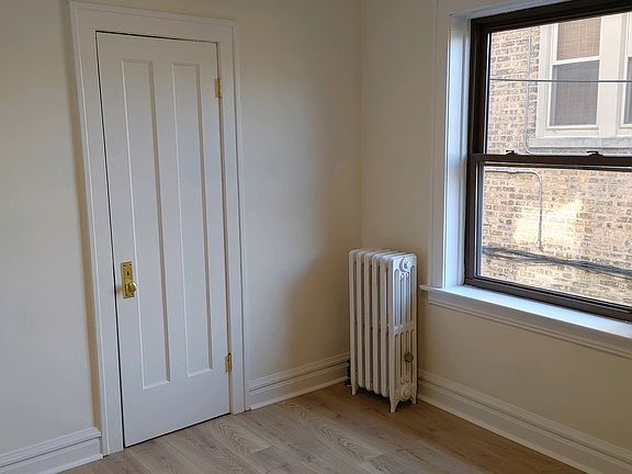 5th image of 4208 N Linder Ave #1N