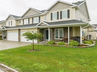 2723 NW 154th Ct, Clive, IA 50325